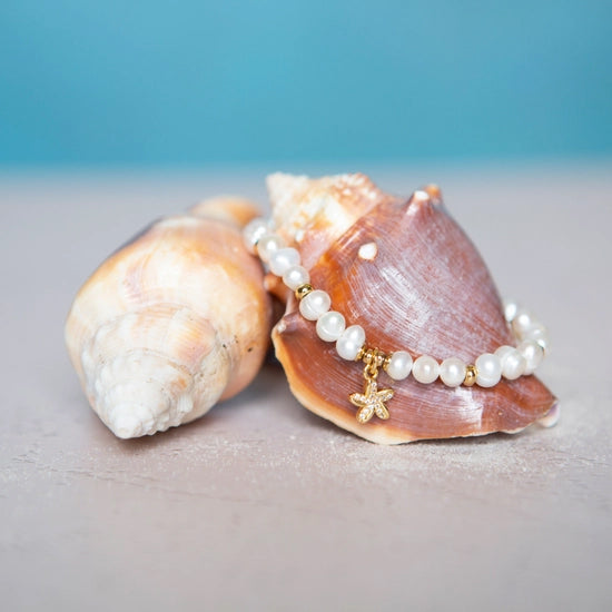 Pearl Bracelet with Starfish